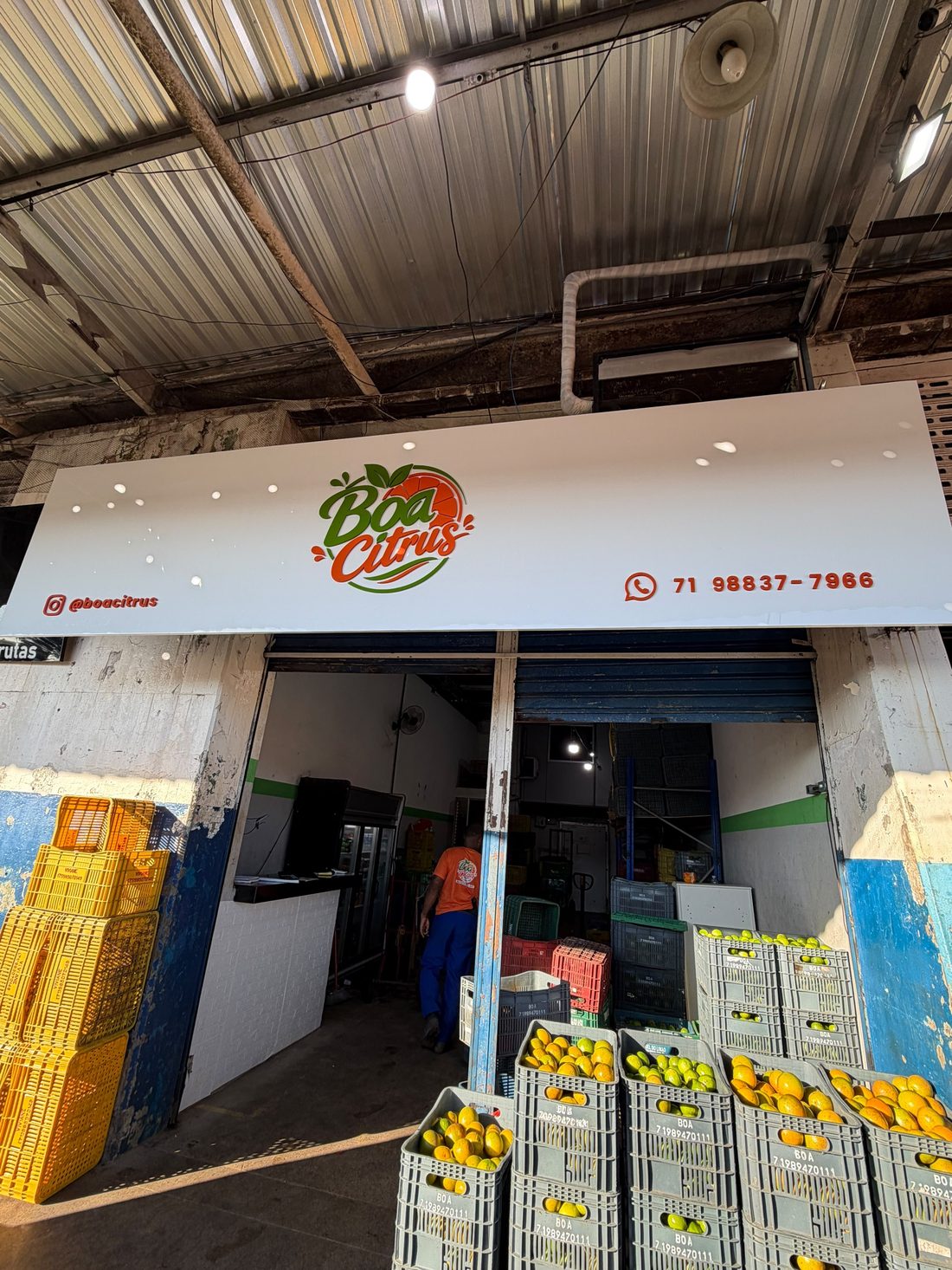 Entrada do galpão da Boa Citrus na CEASA, Salvador/BA